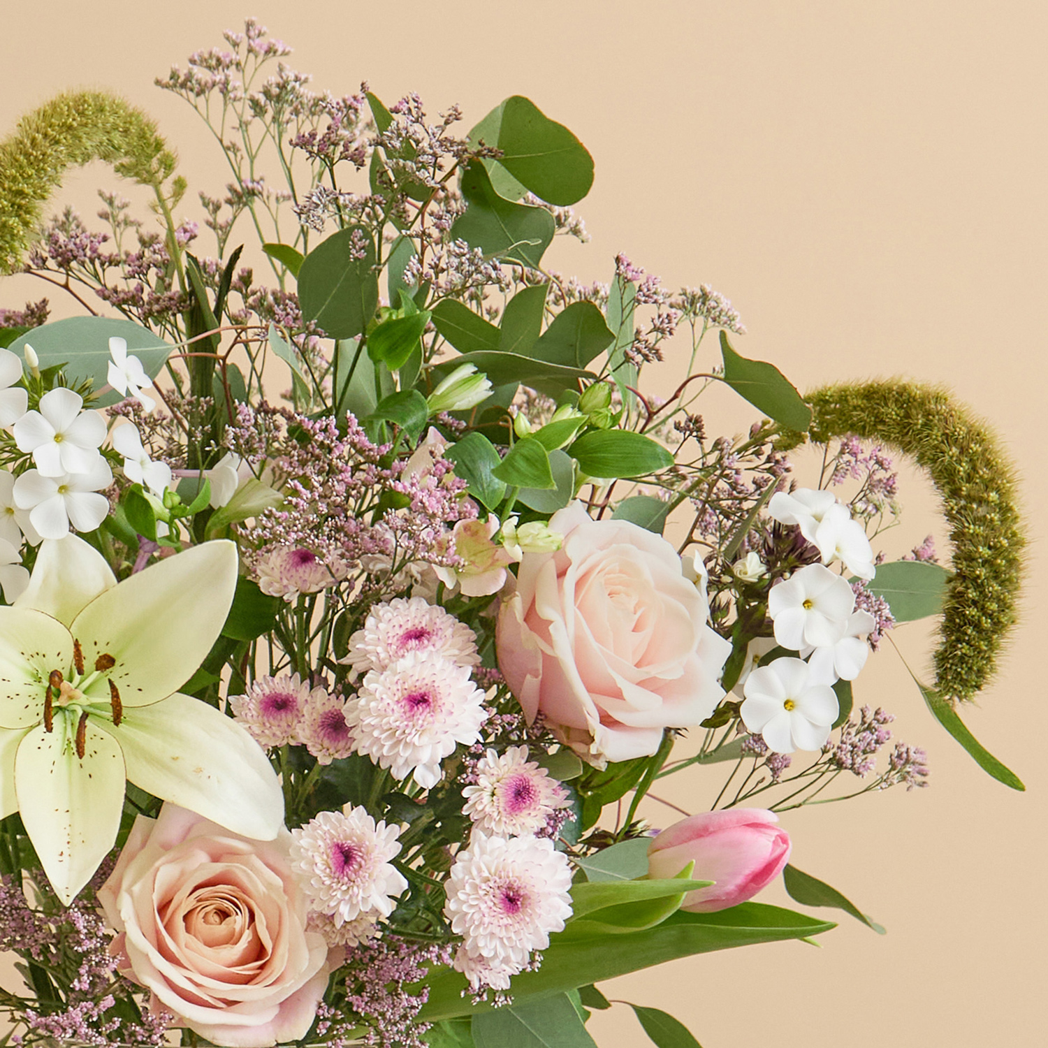 Easter flower bouquet with lilies & roses | Send flowers online | Apricot Sorbet | size: classic, photo 3