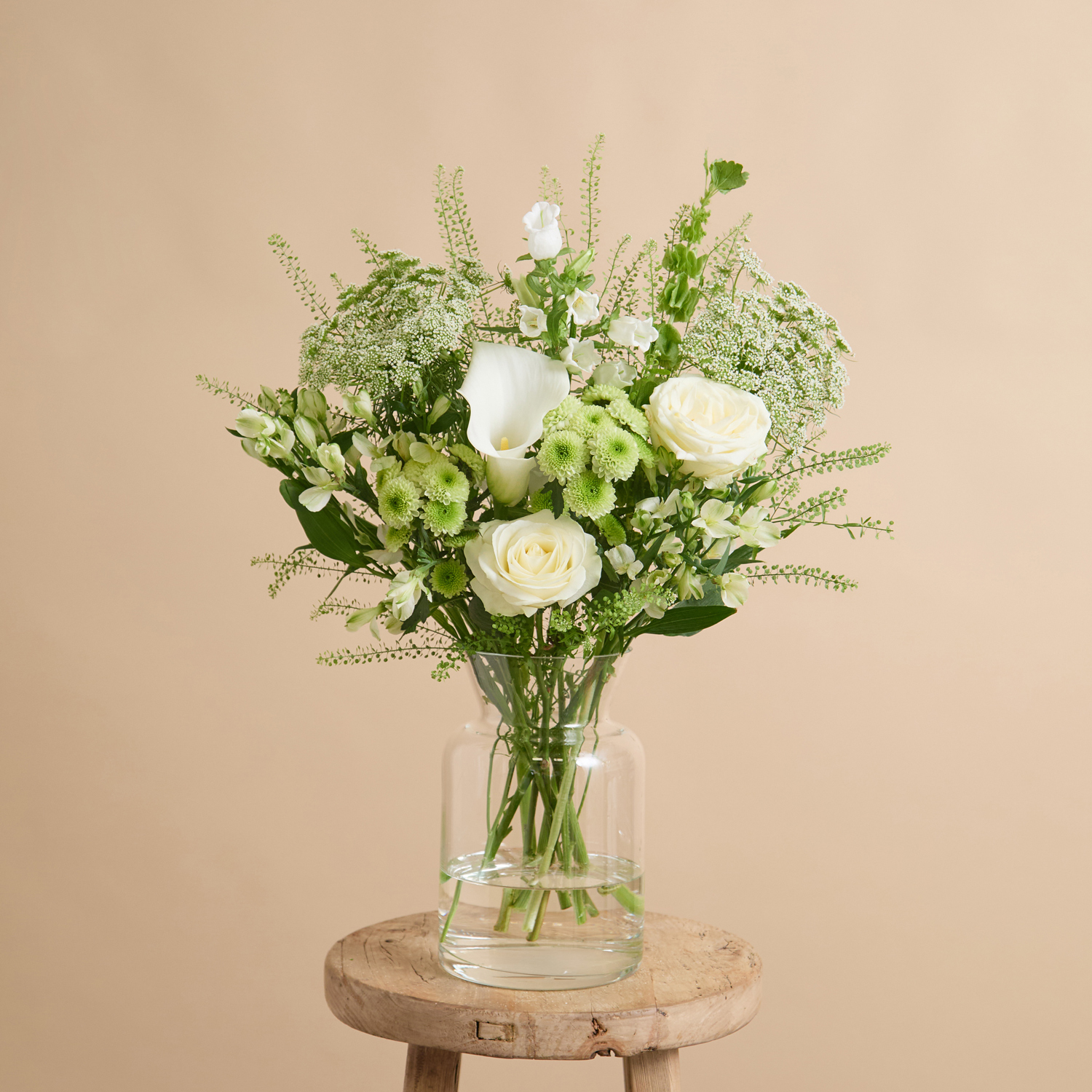 Product Image for Next Day Flower bouquet with calla lily & roses | Send flowers online | Frosted Lime | size: classic