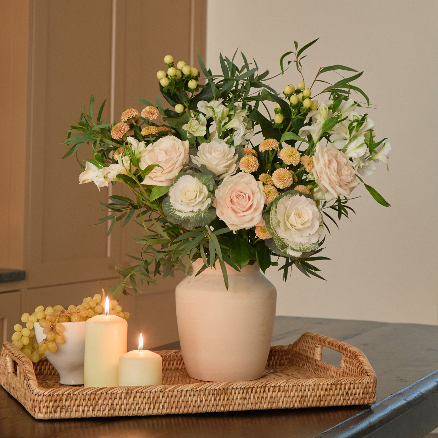 Anniversary Flower bouquet with roses & santinis | Send flowers online | Cabbage Patch | size: classic, photo 2