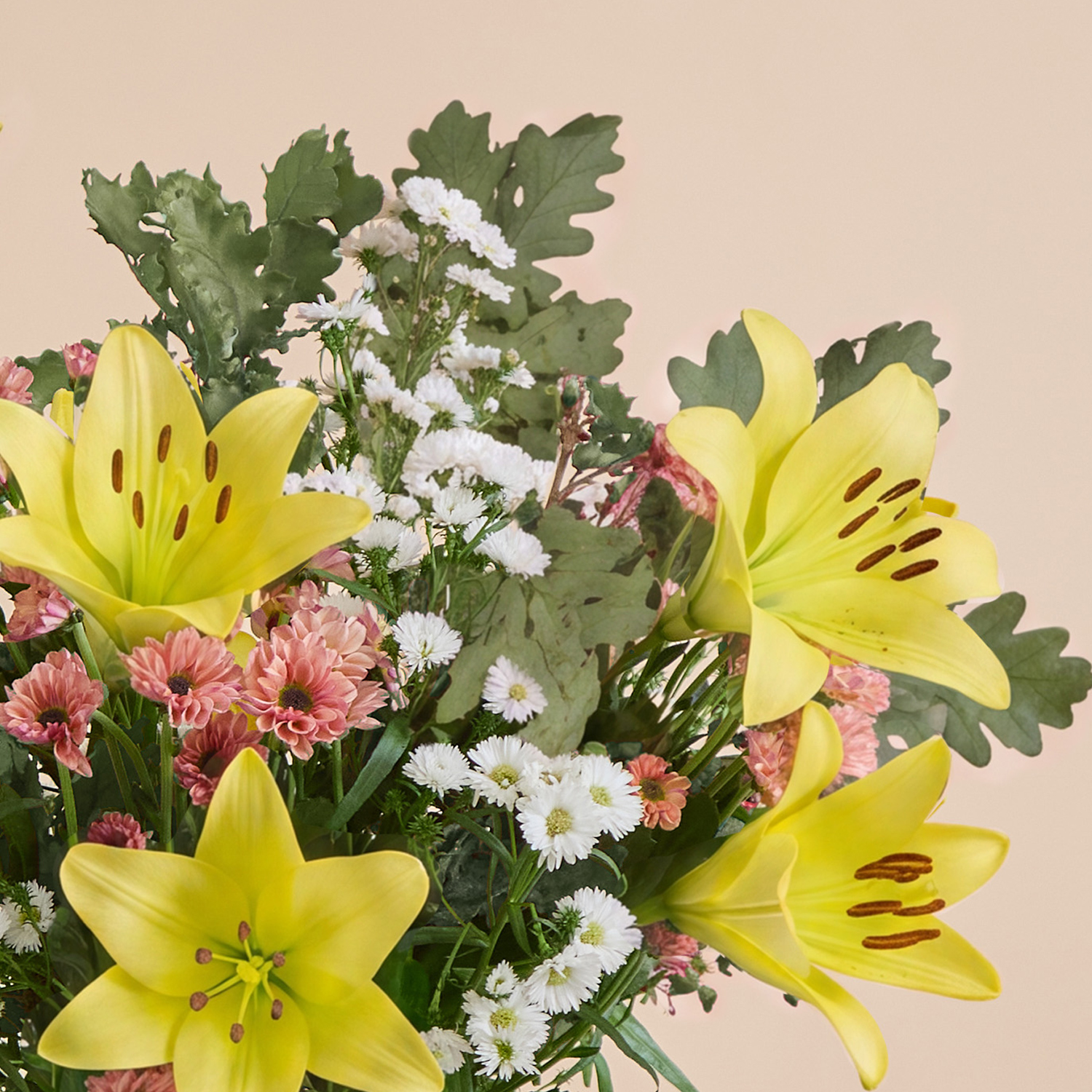 Flower bouquet with lilies & santinis | Send flowers online | Autumn Embers | size: letterbox, photo 3