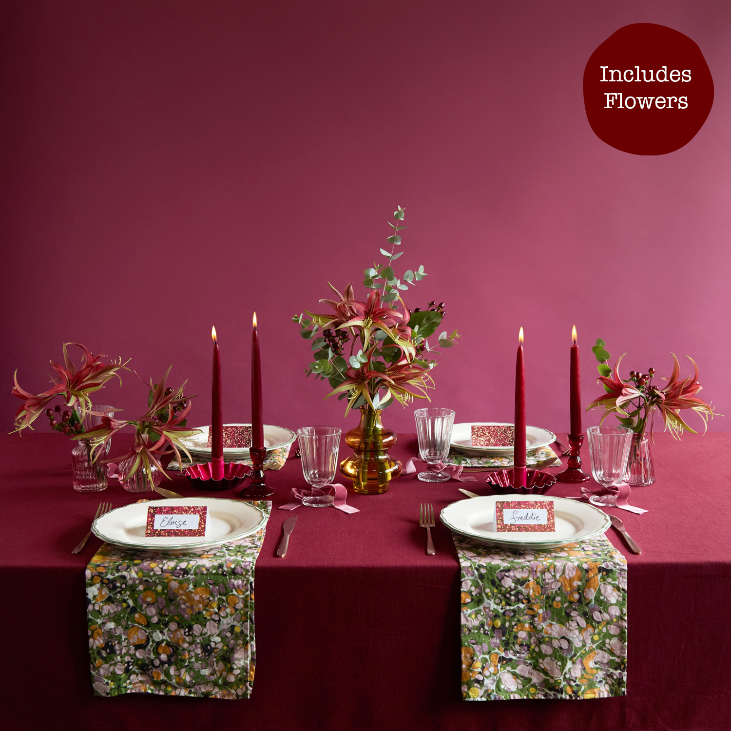 The Garnet & Gold Tablescape Set With Flowers