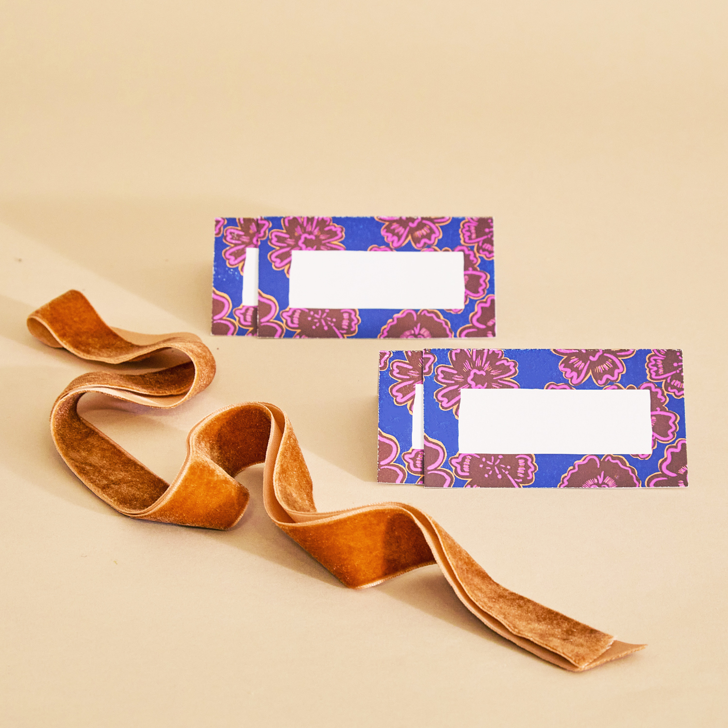 The Cobalt & Cognac Tablescape Set
